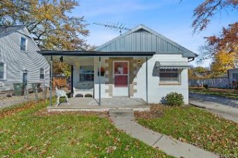 22449 California Street Saint Clair Shores, MI 48080