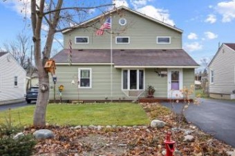 5527 Oster Drive Waterford, MI 48327