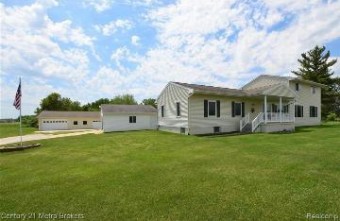 5473 Hill Road Swartz Creek, MI 48473