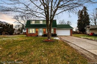 19751 Wildhern Southfield, MI 48076