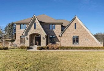 5151 Springdale Court Clarkston, MI 48348