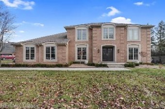 22186 Daleview Drive Novi, MI 48374