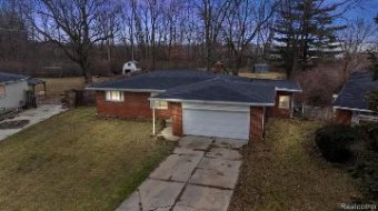 3558 Burns Street Inkster, MI 48141