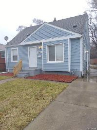 12630 Gunston Street Detroit, MI 48205