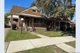 5829 Rowley Street Hamtramck, MI 48212