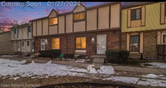 8328 Hickory Drive Sterling Heights, MI 48312