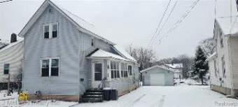 406 Caroline Street Essexville, MI 48732