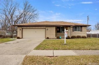 31730 Marquette Street Garden City, MI 48135