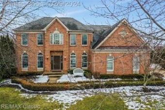 24252 Saybrook Novi, MI 48374