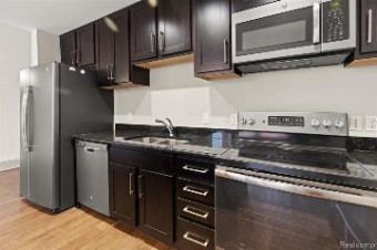 10 Grand River Ave Unit #403 Detroit, MI 48226