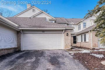 7639 Danbury Circle West Bloomfield, MI 48322