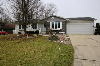 5088 Woodstock Drive Swartz Creek, MI 48473