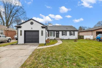 22422 Ardmore Park Drive Saint Clair Shores, MI 48081