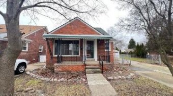 15590 Beatrice Avenue Allen Park, MI 48101