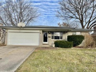 33836 Kennedy Drive Sterling Heights, MI 48310