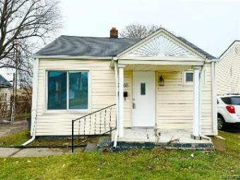 26568 Dartmouth Madison Heights, MI 48071