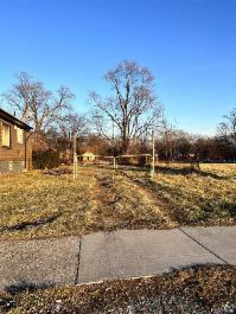 17514 Russell Street Highland Park, MI 48203