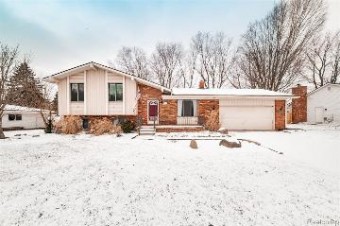 3726 Country View Drive Oxford, MI 48371