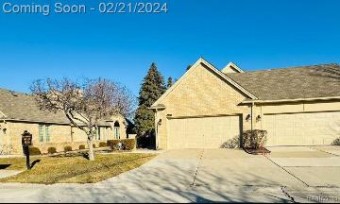 16929 Crystal Drive Macomb, MI 48042