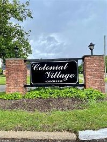 1842 Colonial Village Way Apt 2 2 Waterford, MI 48328