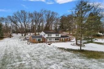 26075 Woodlore Road Franklin, MI 48025