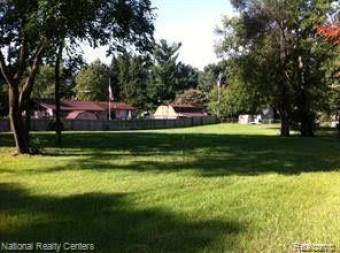 0000-UNIT 4 Seebaldt Avenue Waterford, MI 48329