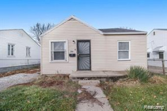 596 Nevada Avenue Pontiac, MI 48341