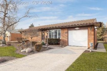 20785 Shoreview Street Clinton Township, MI 48035