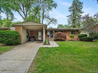 818 Norwich Drive Troy, MI 48084