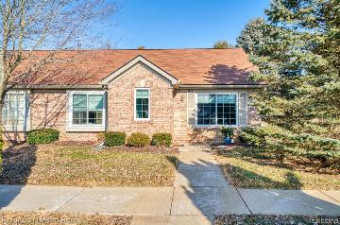 278 Countryside Court Highland, MI 48357