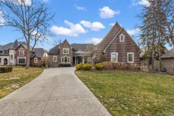 27857 Elba Drive Grosse Ile, MI 48138