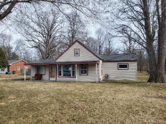 17285 Hannan Road New Boston, MI 48164