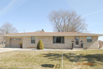 198 Fleming Drive Alma, MI 48801