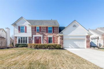 19369 Fairlane Court Livonia, MI 48152