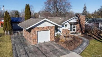 31220 Hennepin Street Garden City, MI 48135