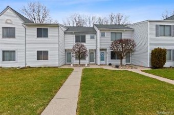 42 Rosebud Lane Mt. Clemens, MI 48043