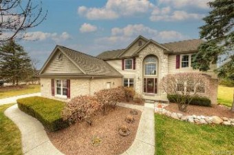 47242 Glastonbury Drive Canton, MI 48188