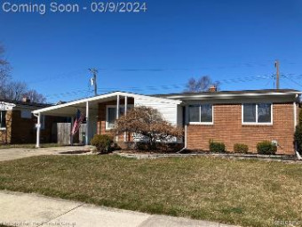 23019 Avalon Street Saint Clair Shores, MI 48080