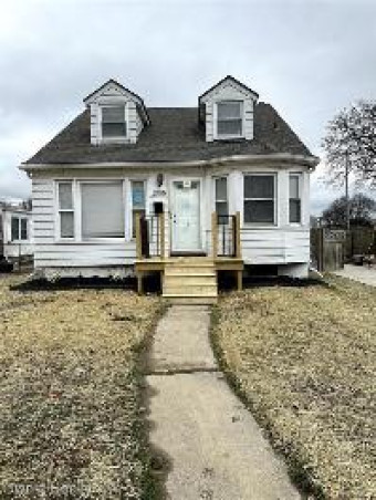 20705 Kenosha Street Harper Woods, MI 48225