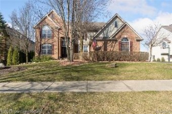 5390 Plantation Drive Commerce Township, MI 48382