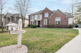 3747 Newcastle Drive Rochester Hills, MI 48306