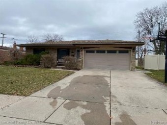 35714 Grayfield Drive Sterling Heights, MI 48312