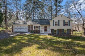 3401 Briar Hill Road Hartland, MI 48353