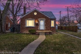 21825 Sunnyside Street Saint Clair Shores, MI 48080