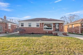 17483 Herrick Street Allen Park, MI 48101