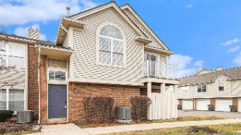 43325 Woodbridge Drive Clinton Township, MI 48038