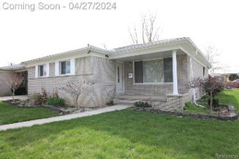 23171 Avon Road Oak Park, MI 48237