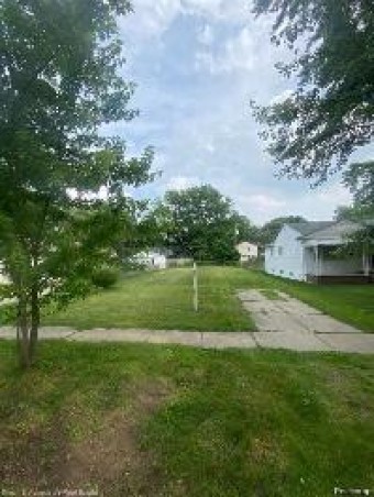 14950 Aubrey Redford, MI 48239