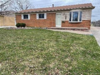 38562 Plainview Drive Sterling Heights, MI 48312