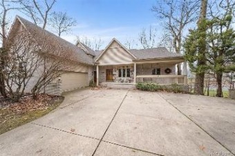 21988 Knudsen Drive Grosse Ile, MI 48138